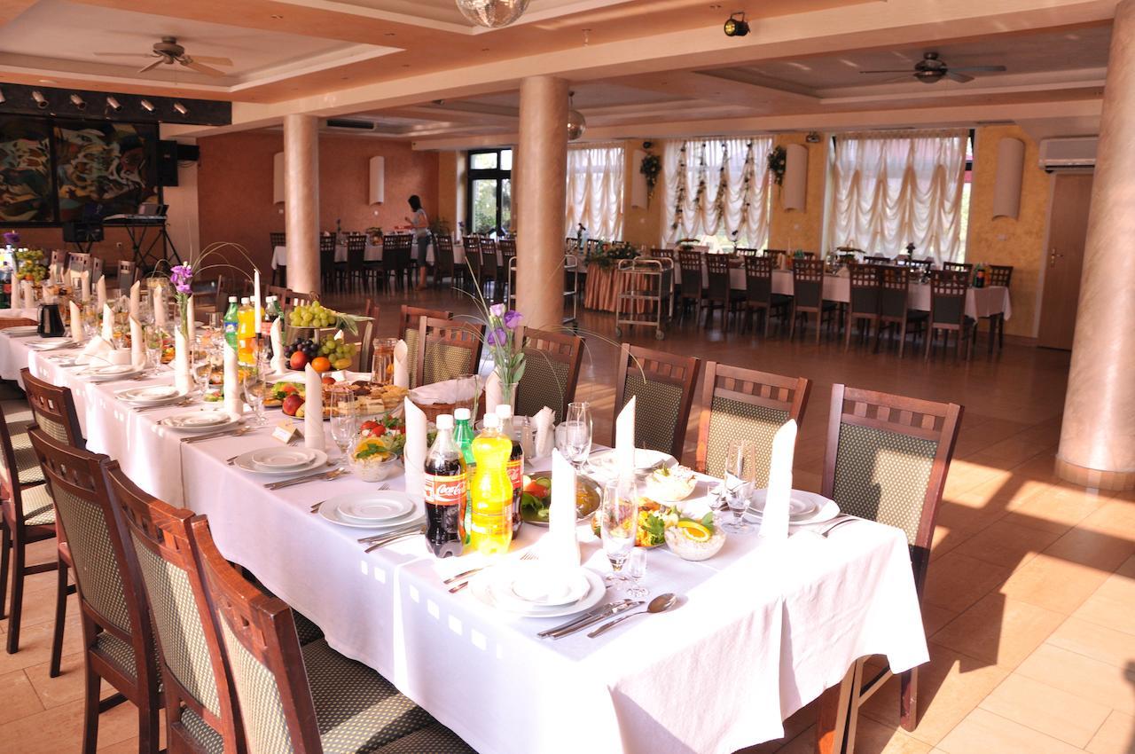 Hotel Olenka Шидловец Екстериор снимка