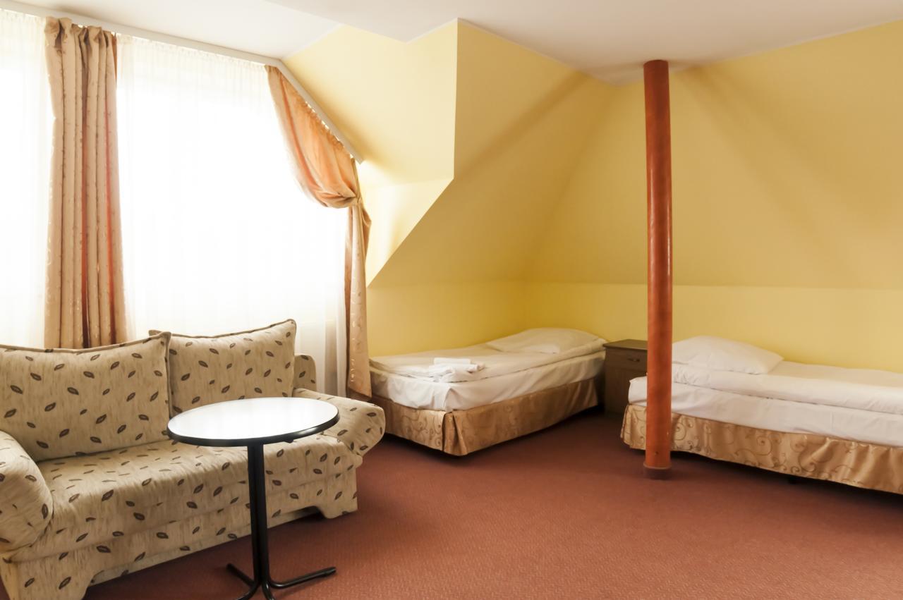 Hotel Olenka Шидловец Екстериор снимка