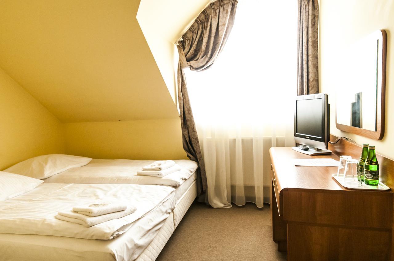 Hotel Olenka Шидловец Екстериор снимка